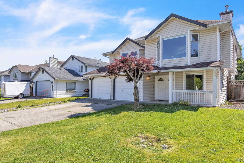 12326 Aurora Street