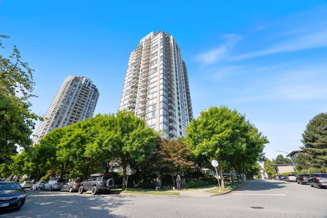 1102 - 7178 Collier Street