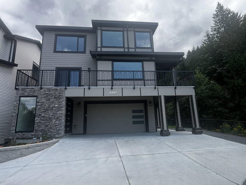8447 Forest Gate Drive, Chilliwack, British Columbia