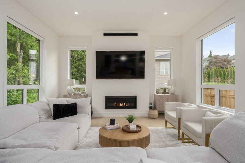 10108 Elderberry Crescent