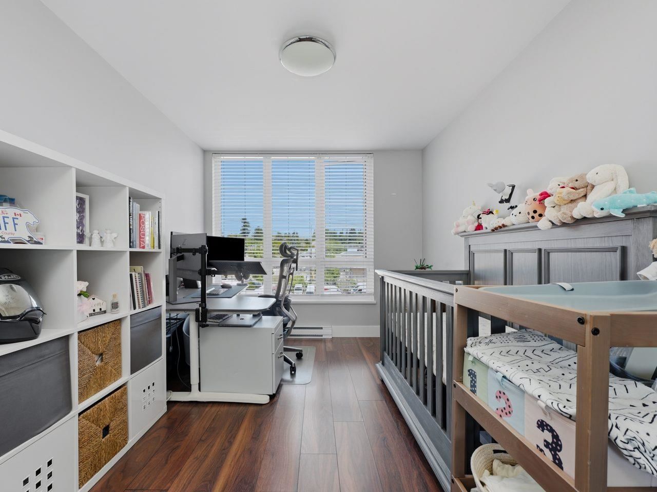 Listing Image 13