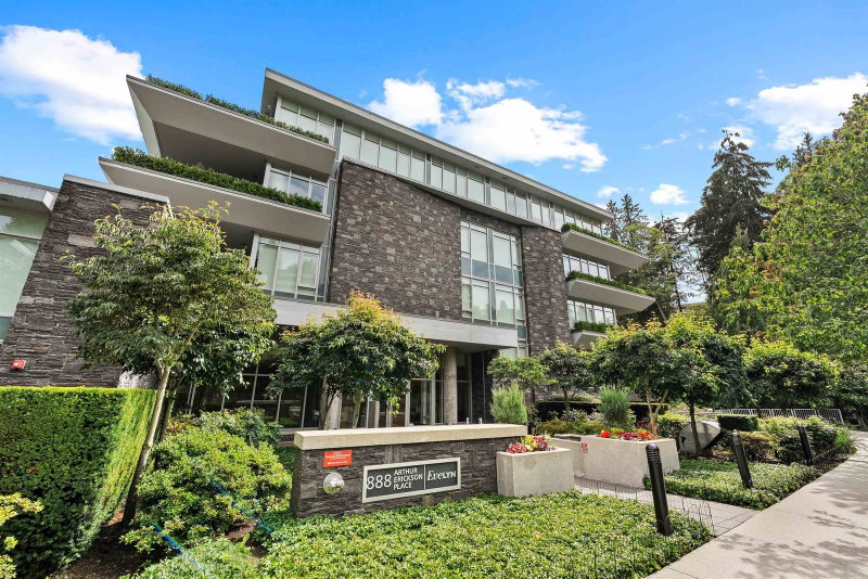401 - 888 Arthur Erickson Place