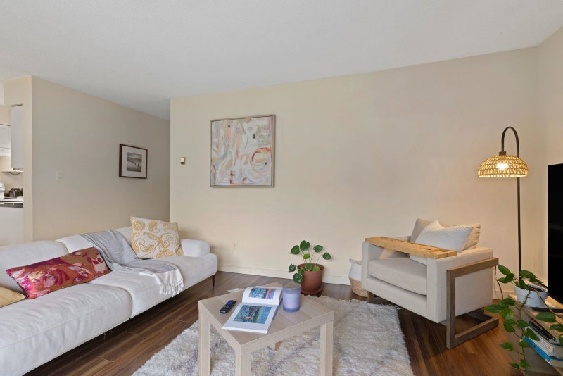 305 - 175 4th Street E