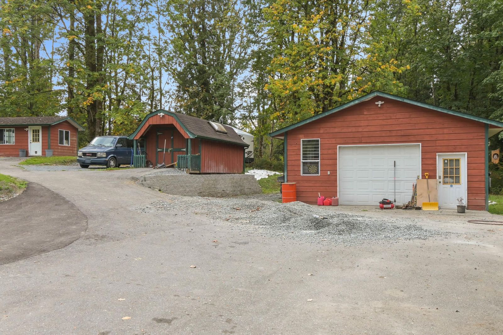 Listing Image 24