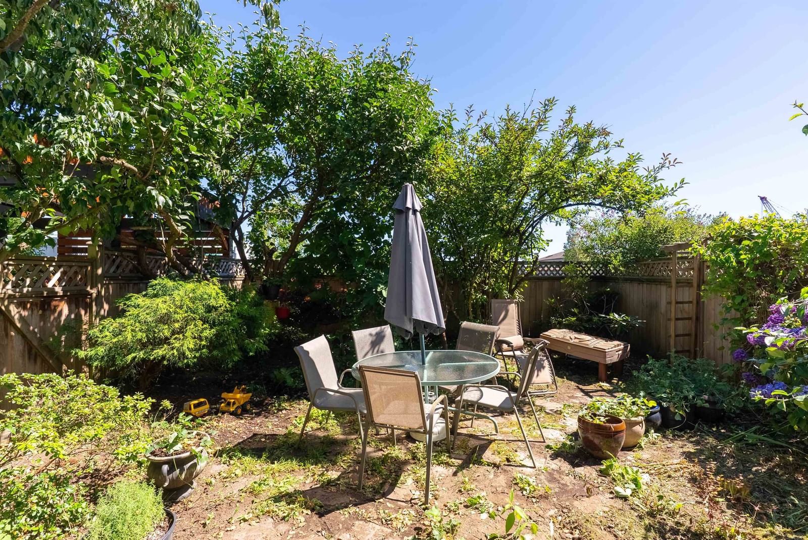 Listing Image 15