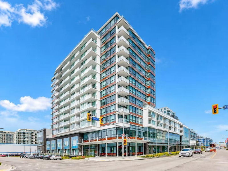 708 - 5508 Hollybridge Way