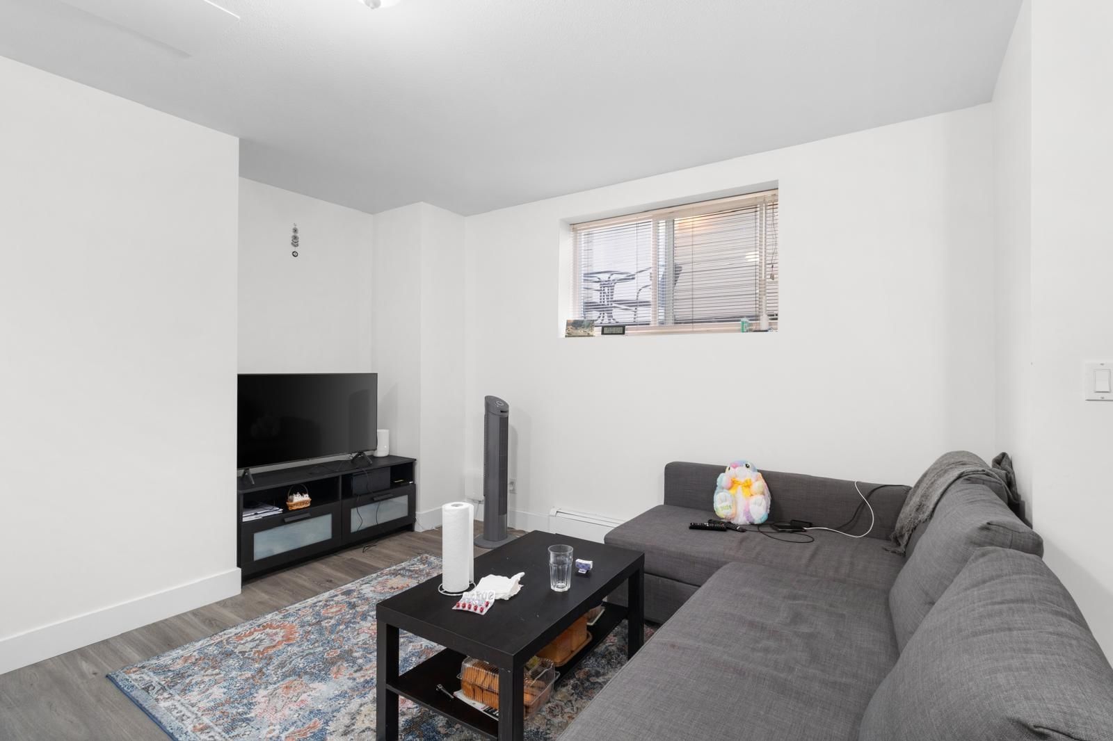Listing Image 22