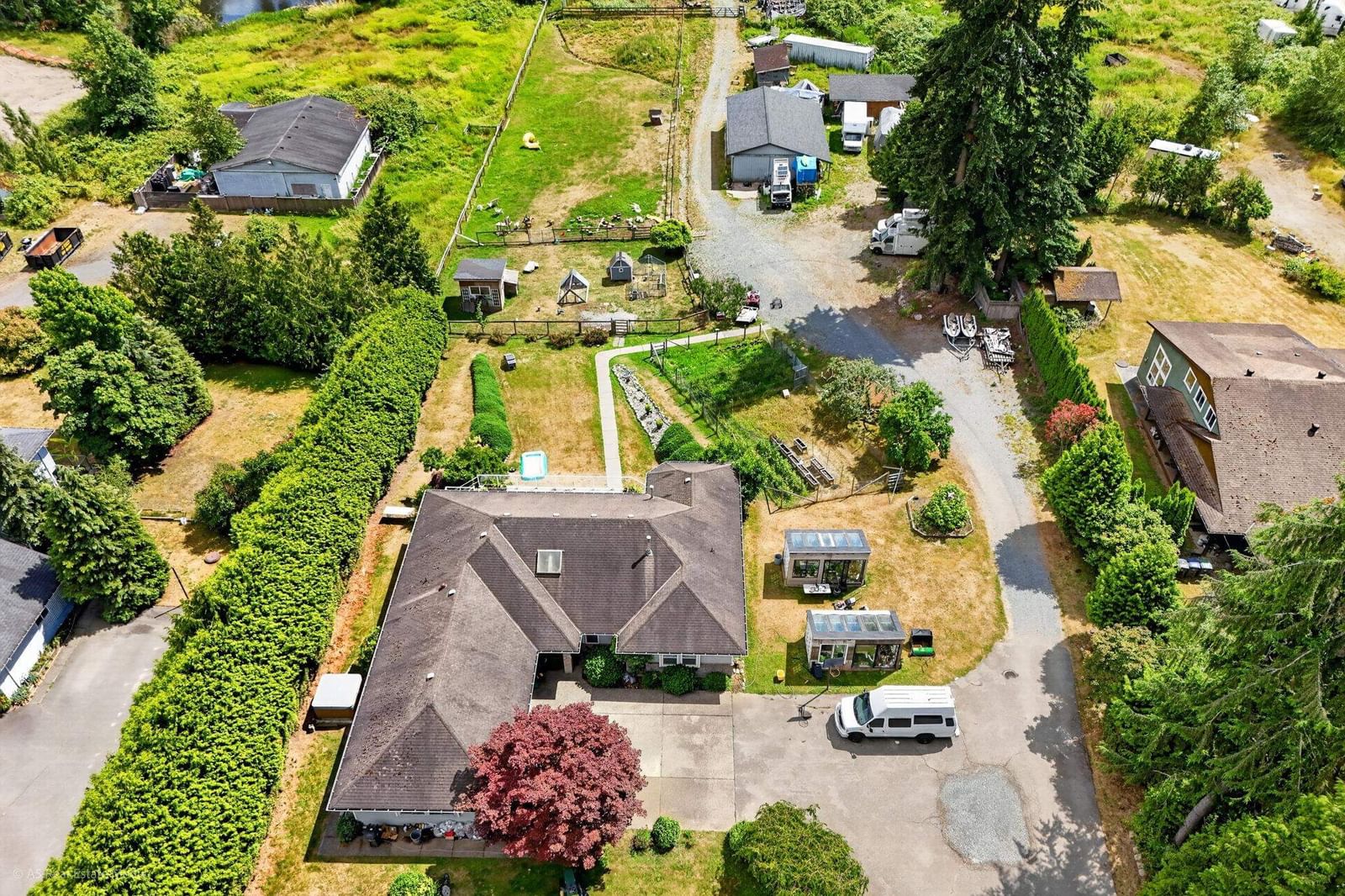 Listing Image 11