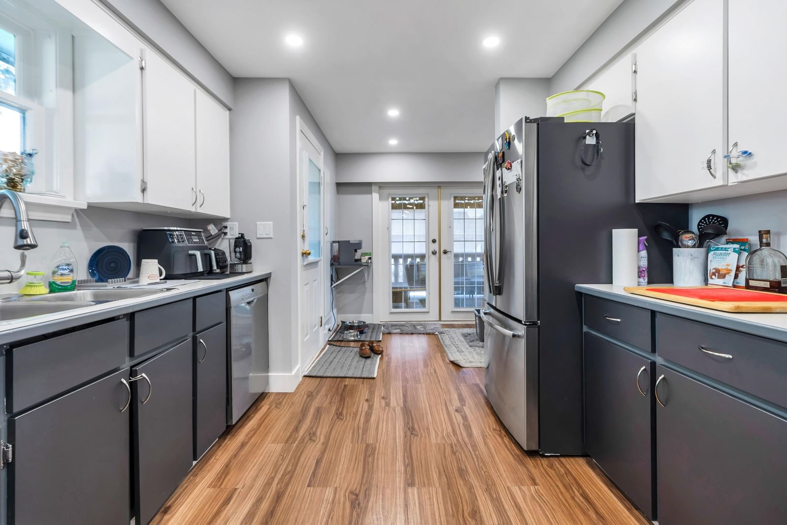 Listing Image 15