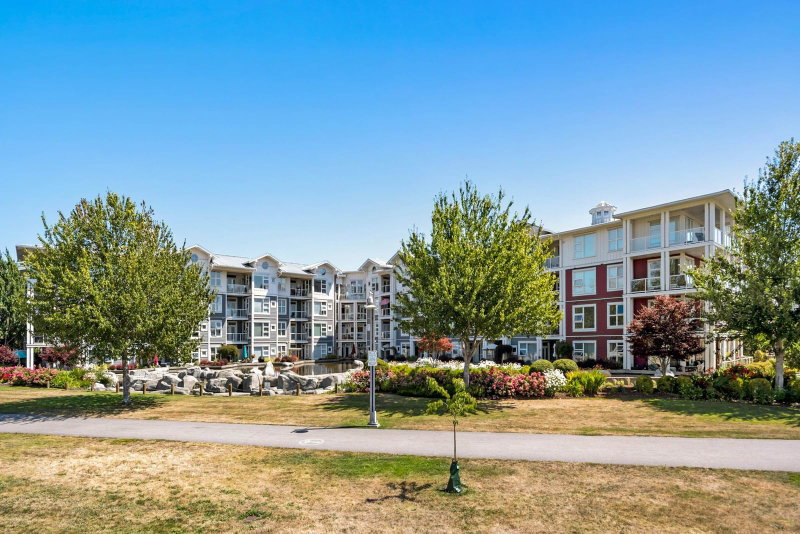 101 - 4500 Westwater Drive