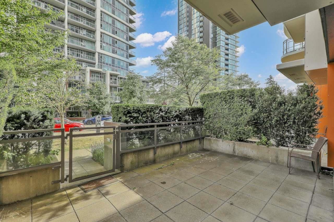 Listing Image 8