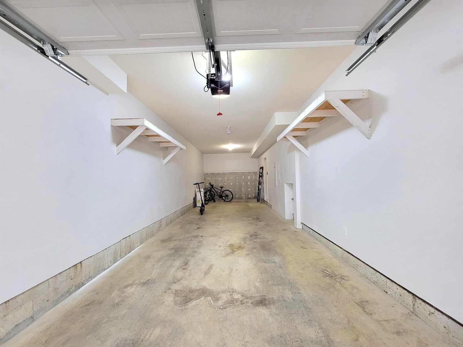 Listing Image 24