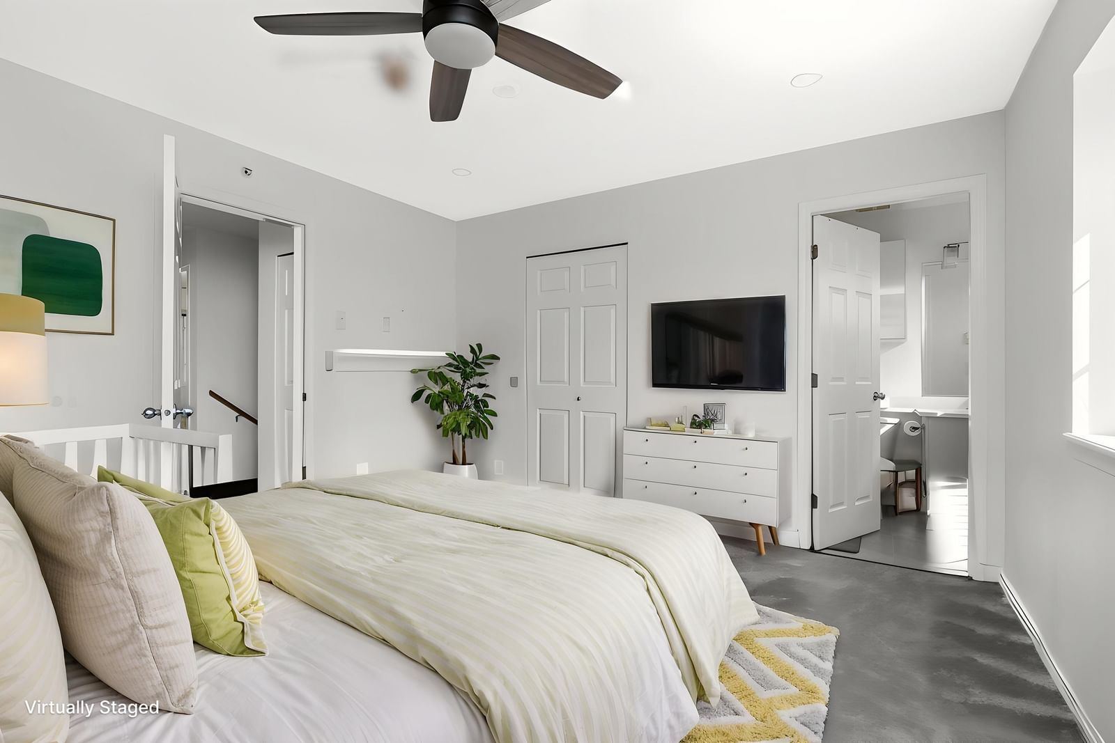 Listing Image 10