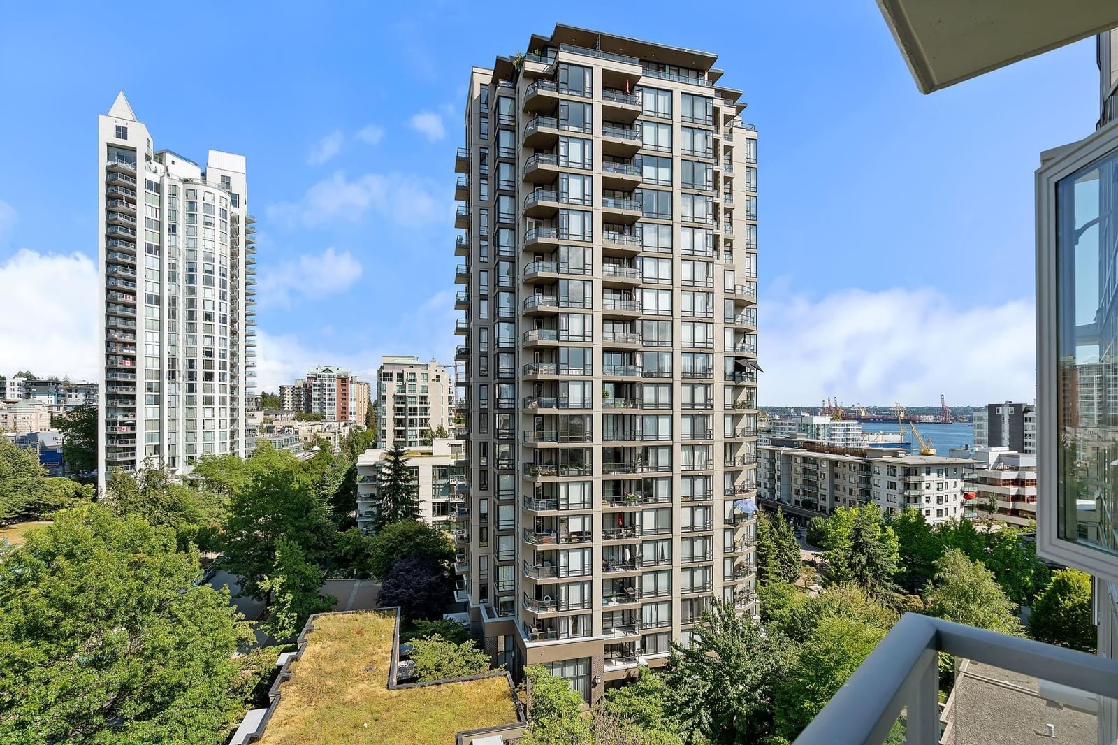 Listing Image 20