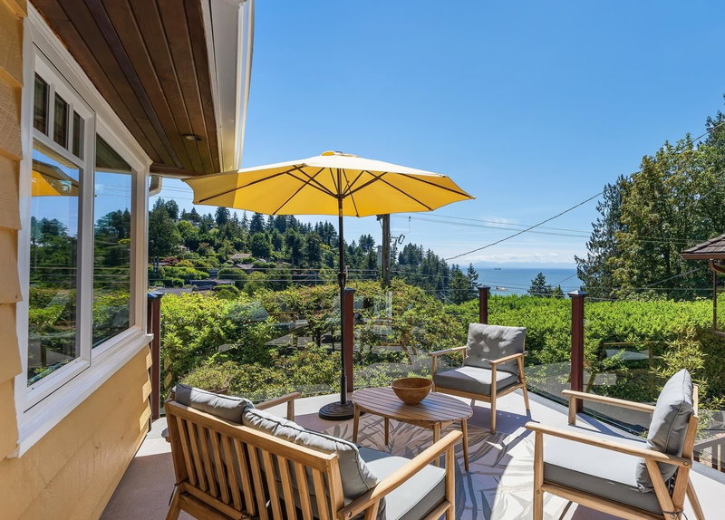 6577 Marine Drive