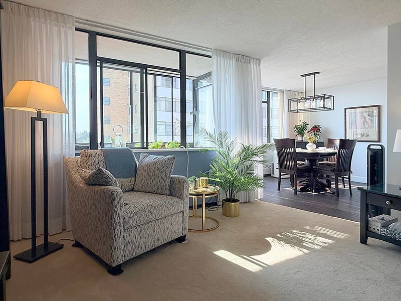 1004 - 6651 Minoru Boulevard