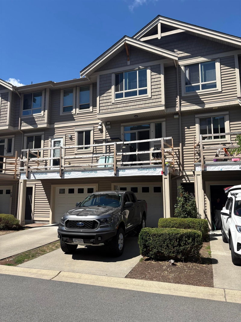 19752 55a Avenue #27, Langley, British Columbia