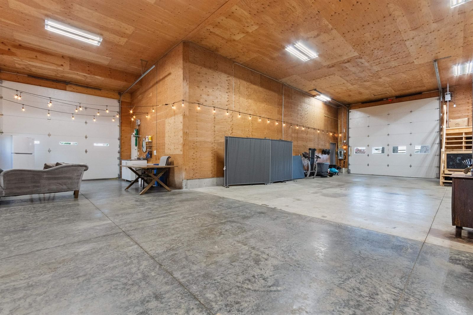 Listing Image 30
