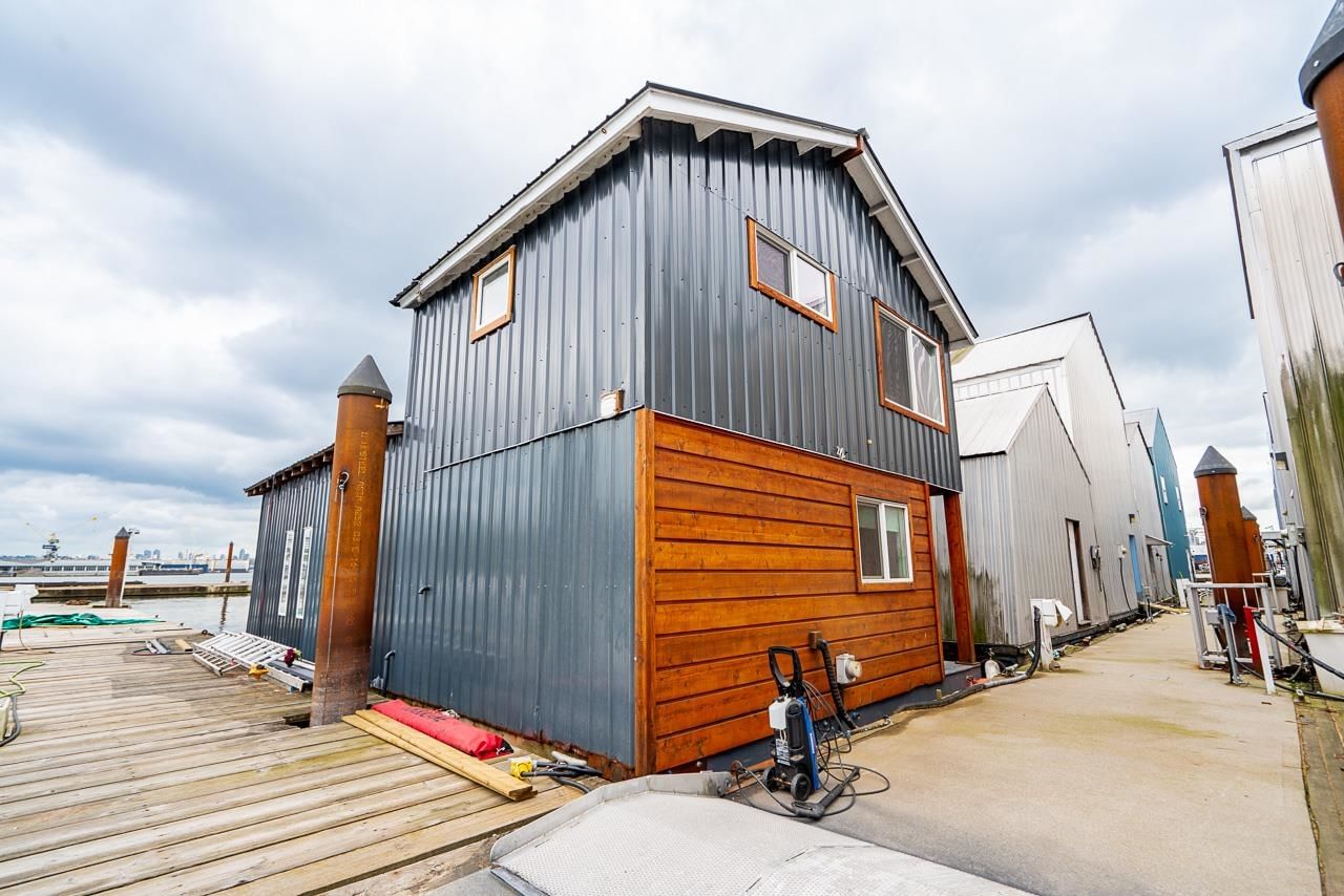 Listing Image 13