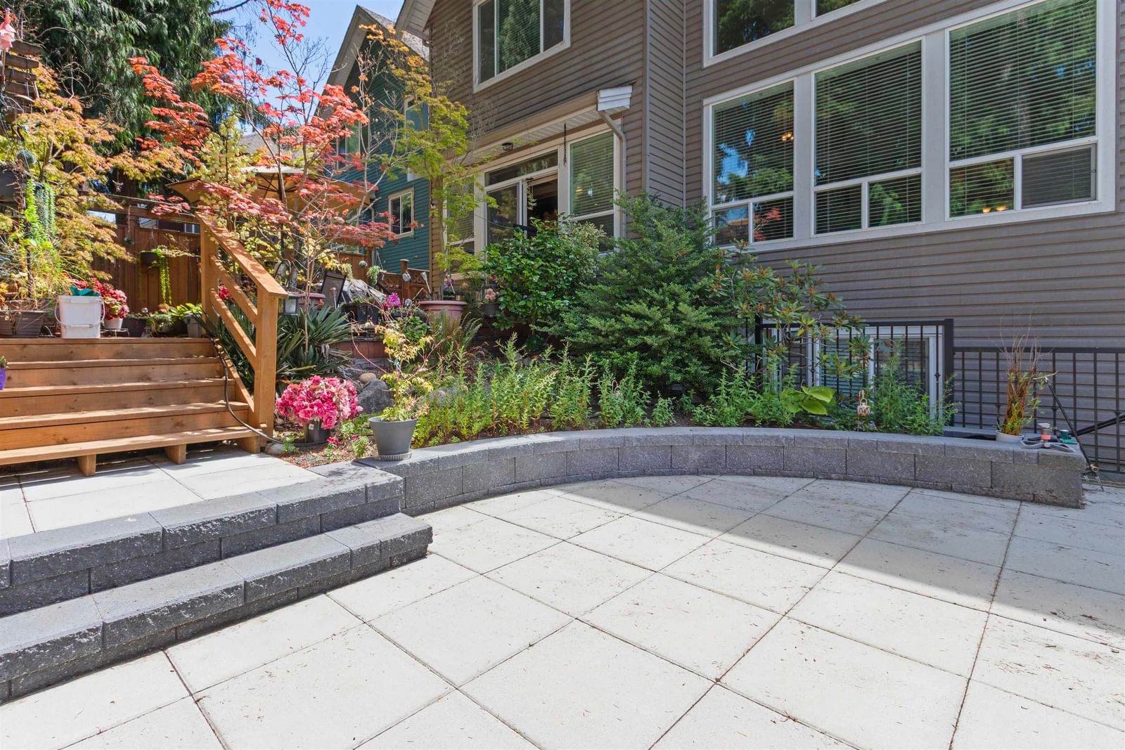 Listing Image 16