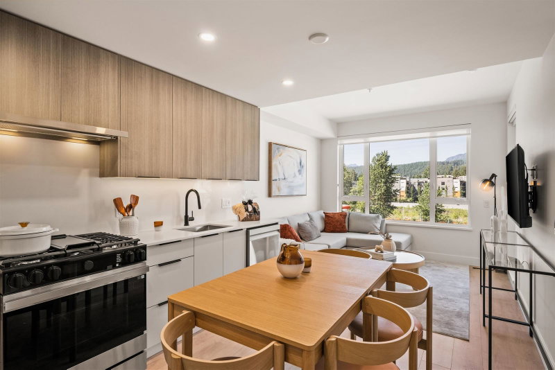 306 - 111 Buller Street