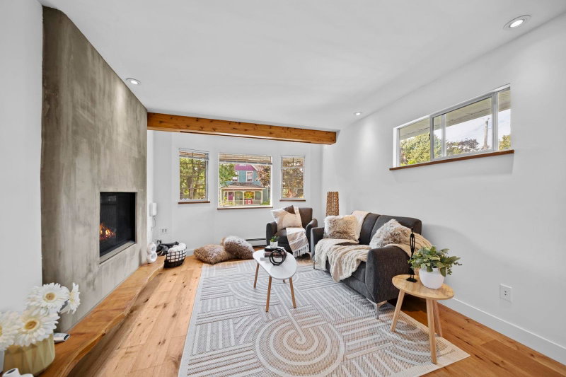 224 Fourth Avenue