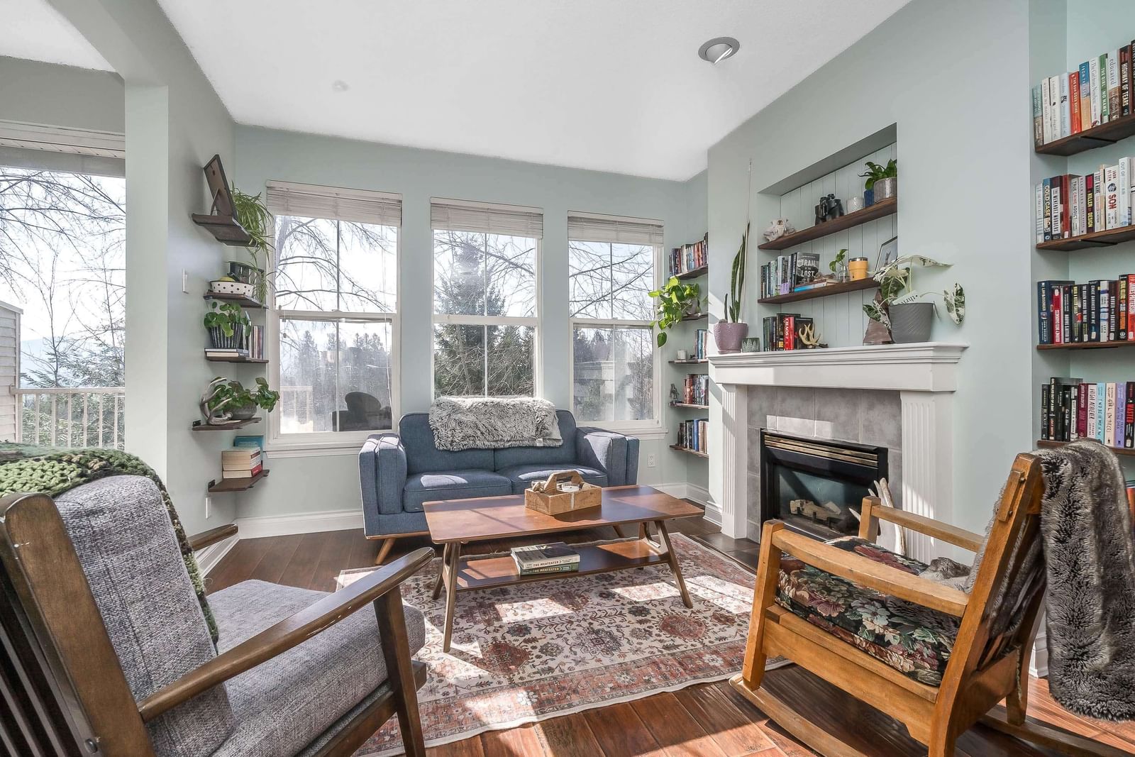Listing Image 10
