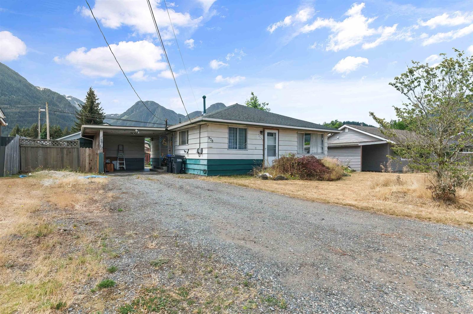 Listing Image 1