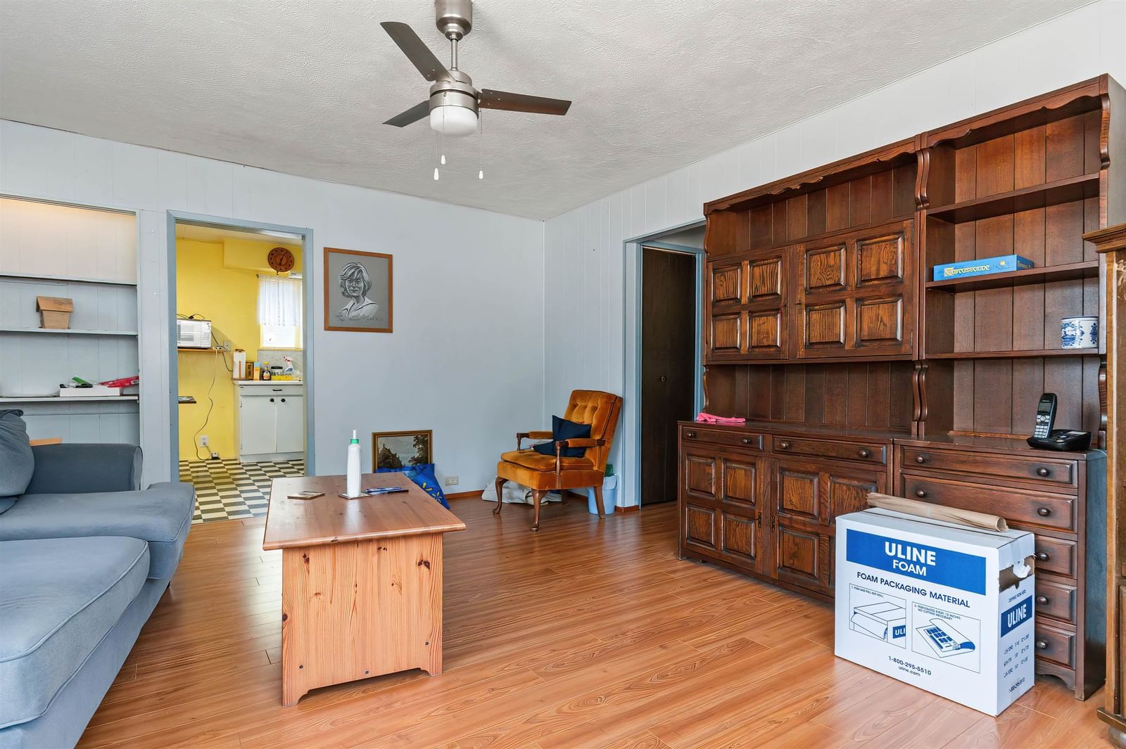 Listing Image 6