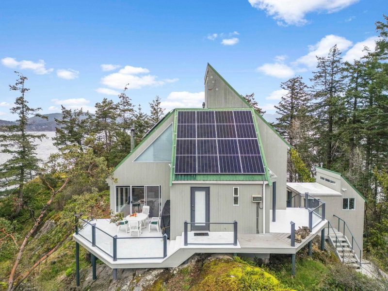 28 Passage Island, Vancouver, British Columbia