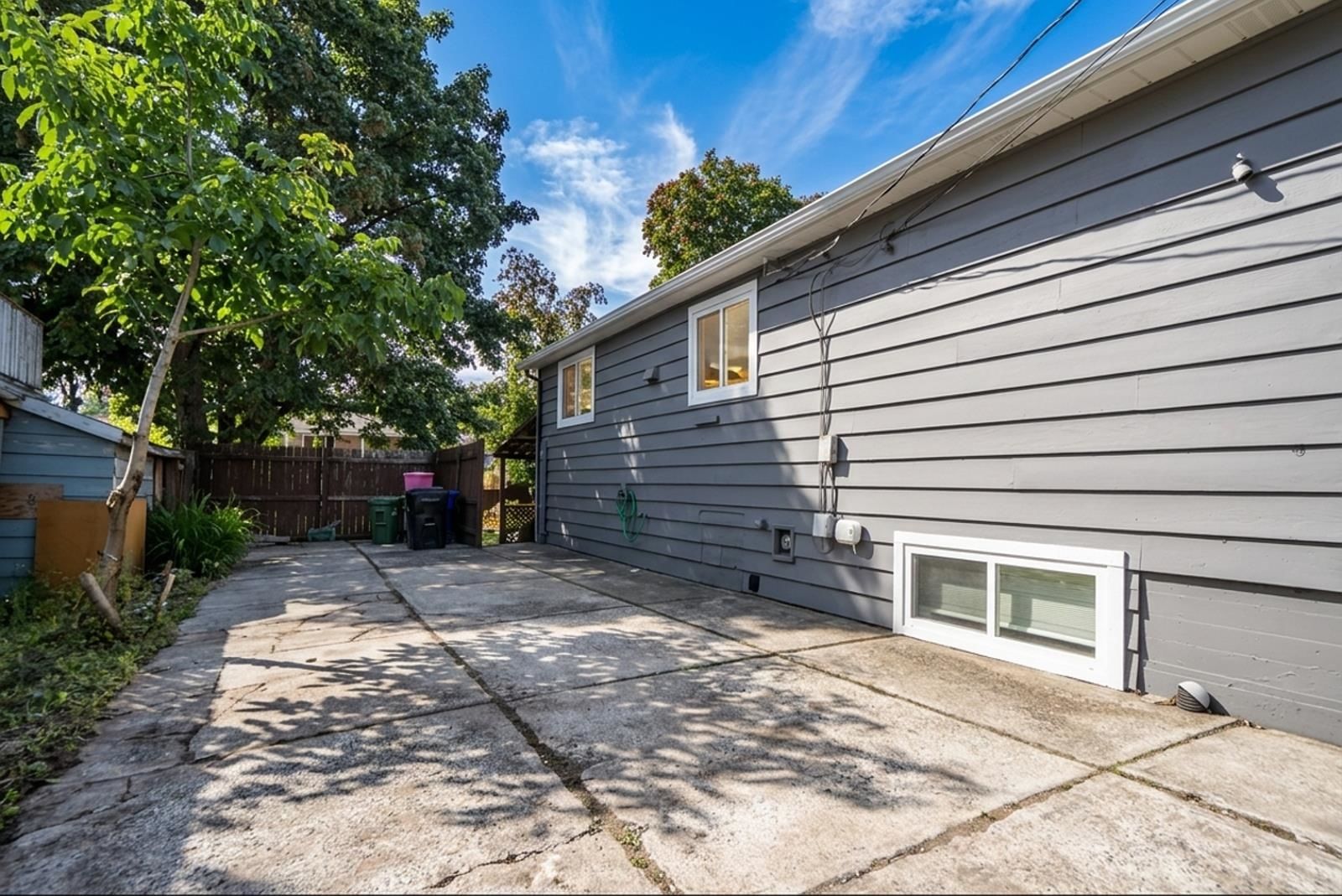 Listing Image 36