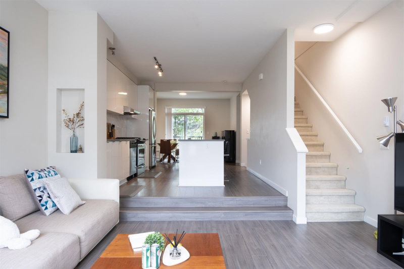 42 - 9728 Alexandra Road