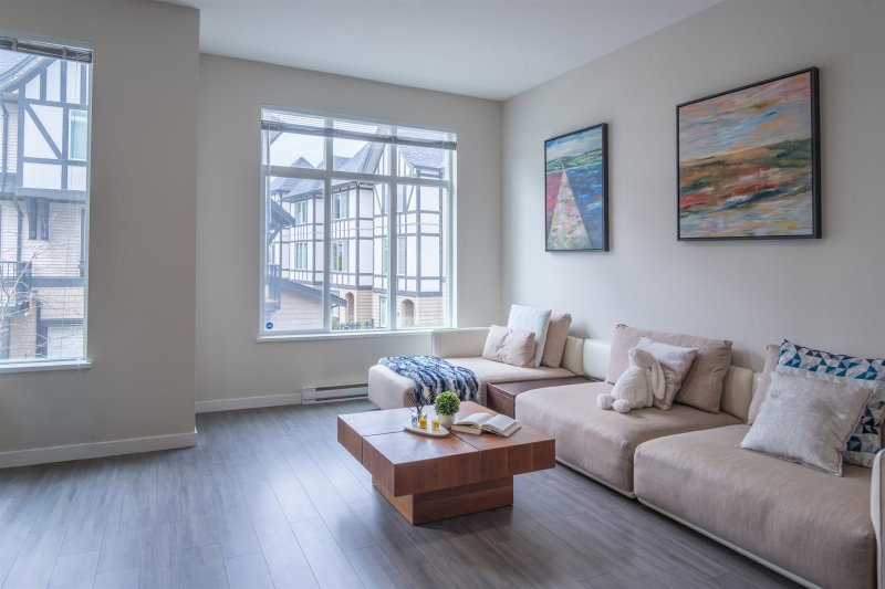 42 - 9728 Alexandra Road