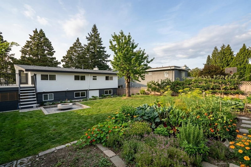 7969 Burnlake Drive