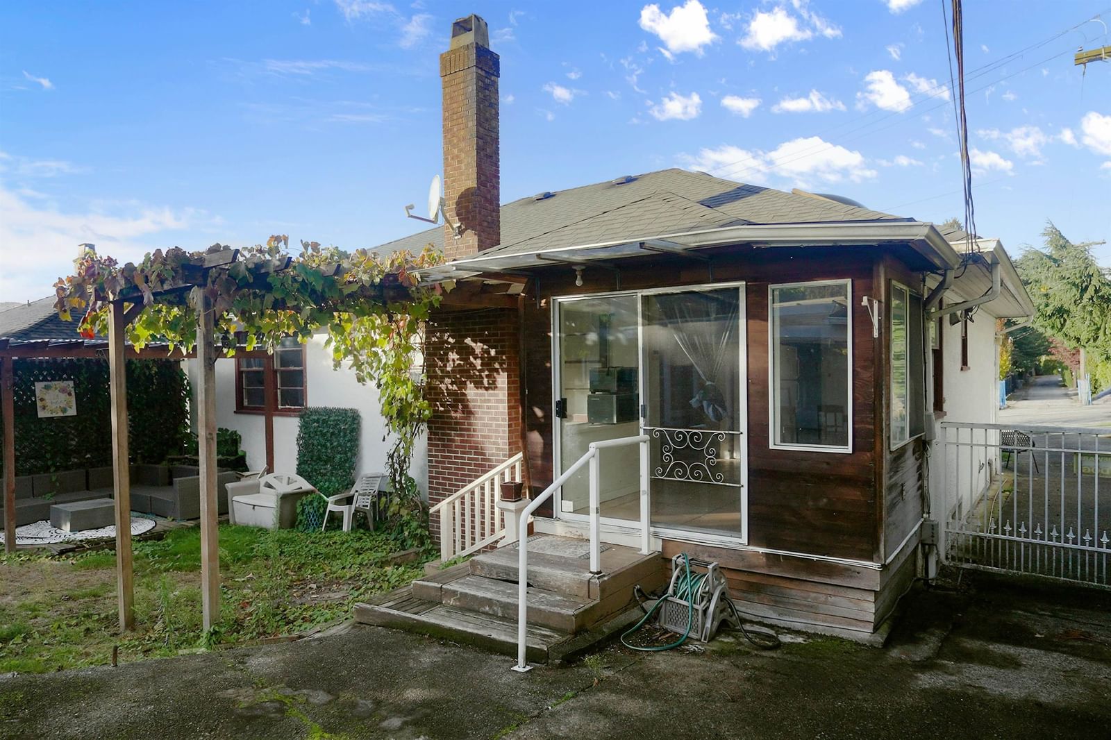 Listing Image 22
