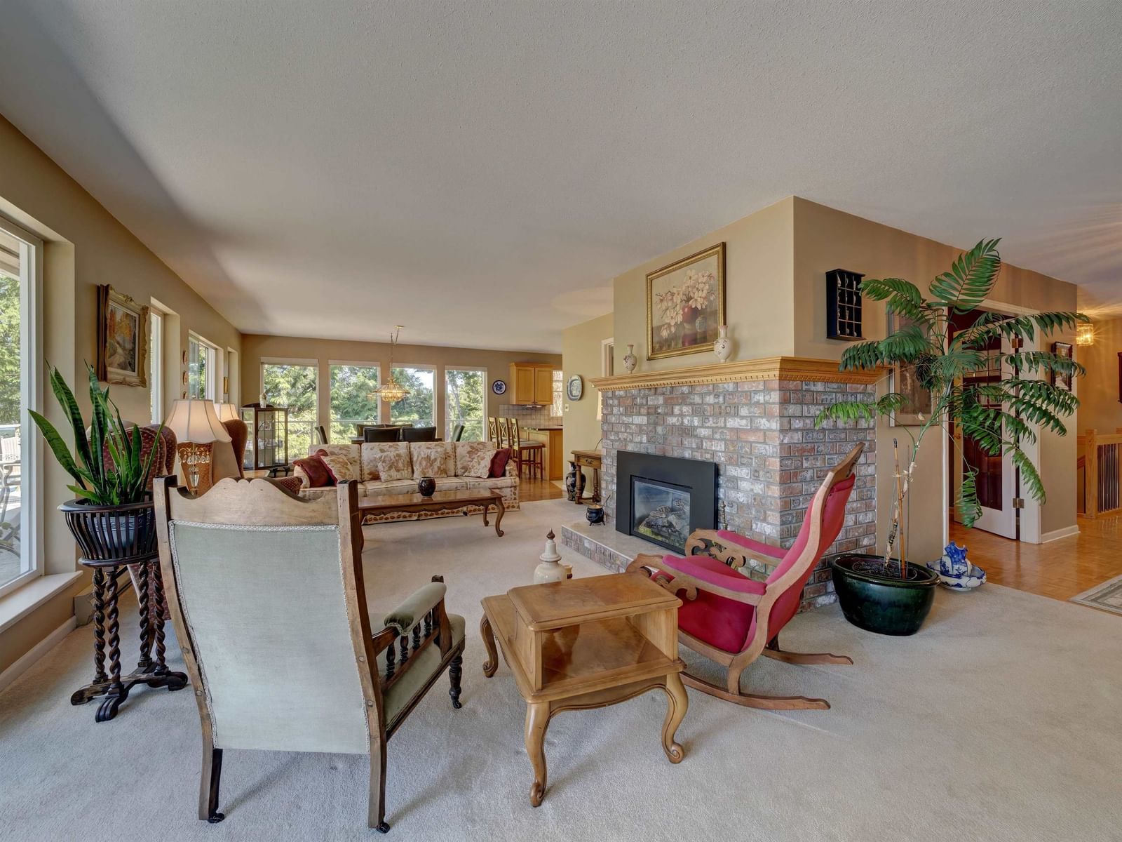 Listing Image 17
