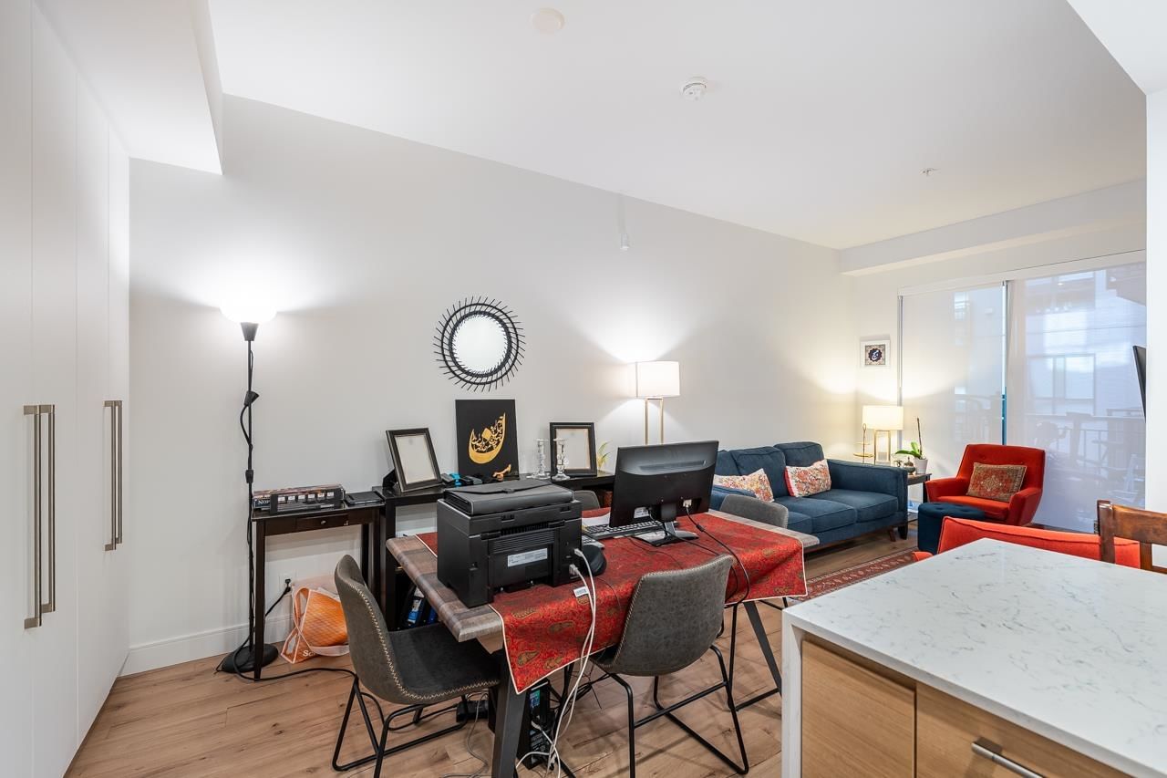 Listing Image 15