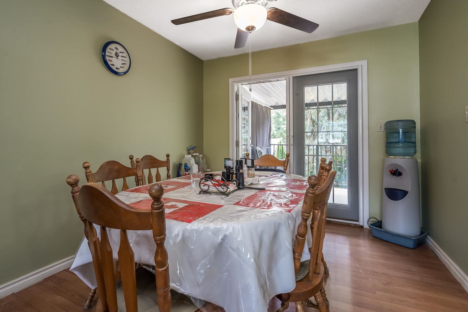 Listing Image 10