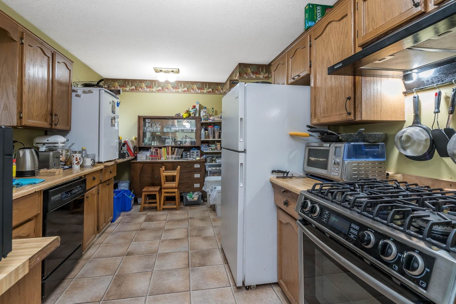 Listing Image 11
