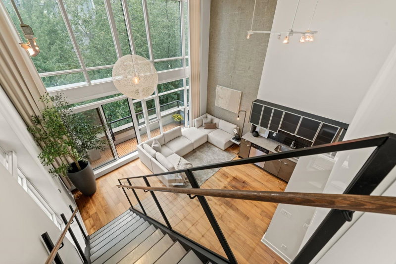 403 - 988 Richards Street