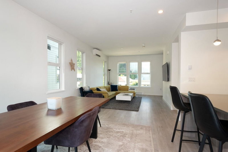 13 - 351 Copper Drive