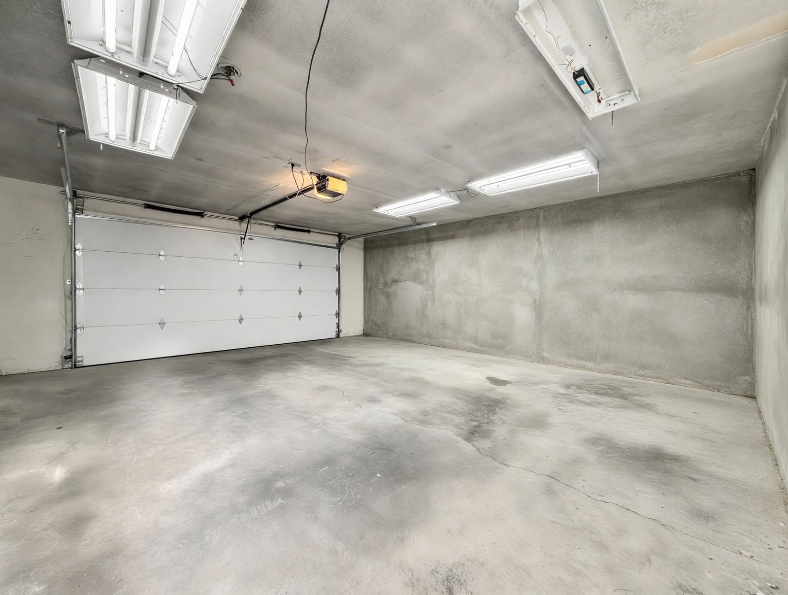 Listing Image 37