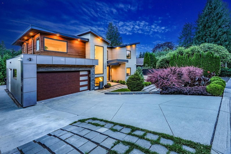 4399 Highland Boulevard