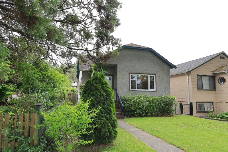 2546 Eton Street, Vancouver, British Columbia