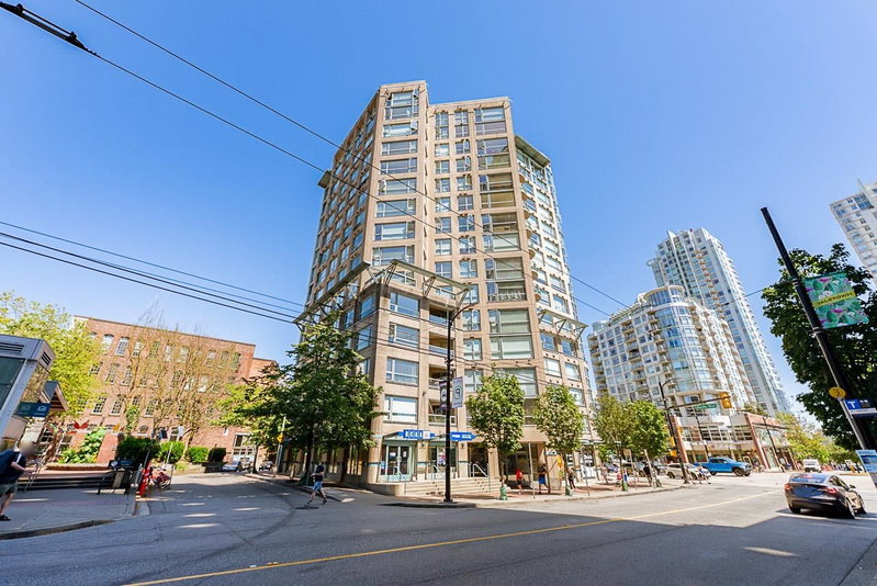 1304 - 283 Davie Street