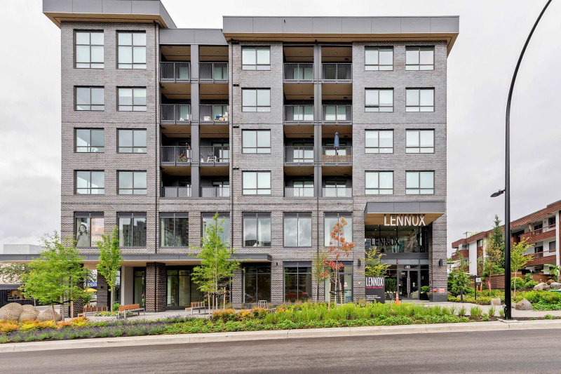 602 - 110 17th Street E