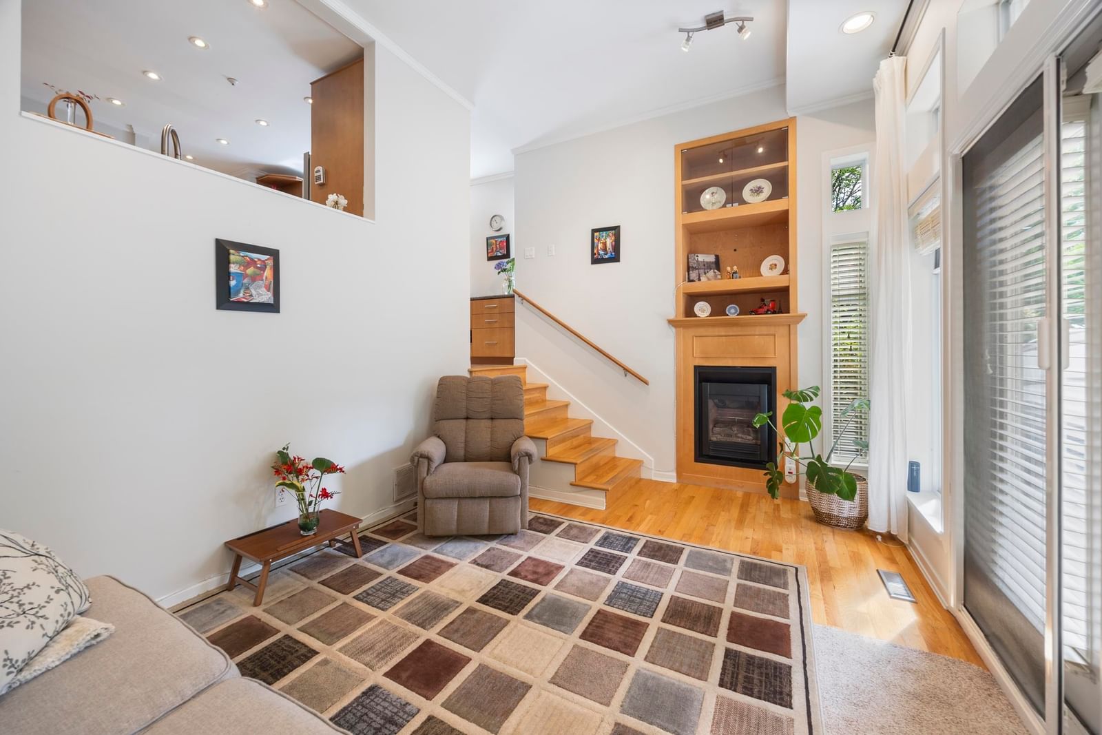 Listing Image 18