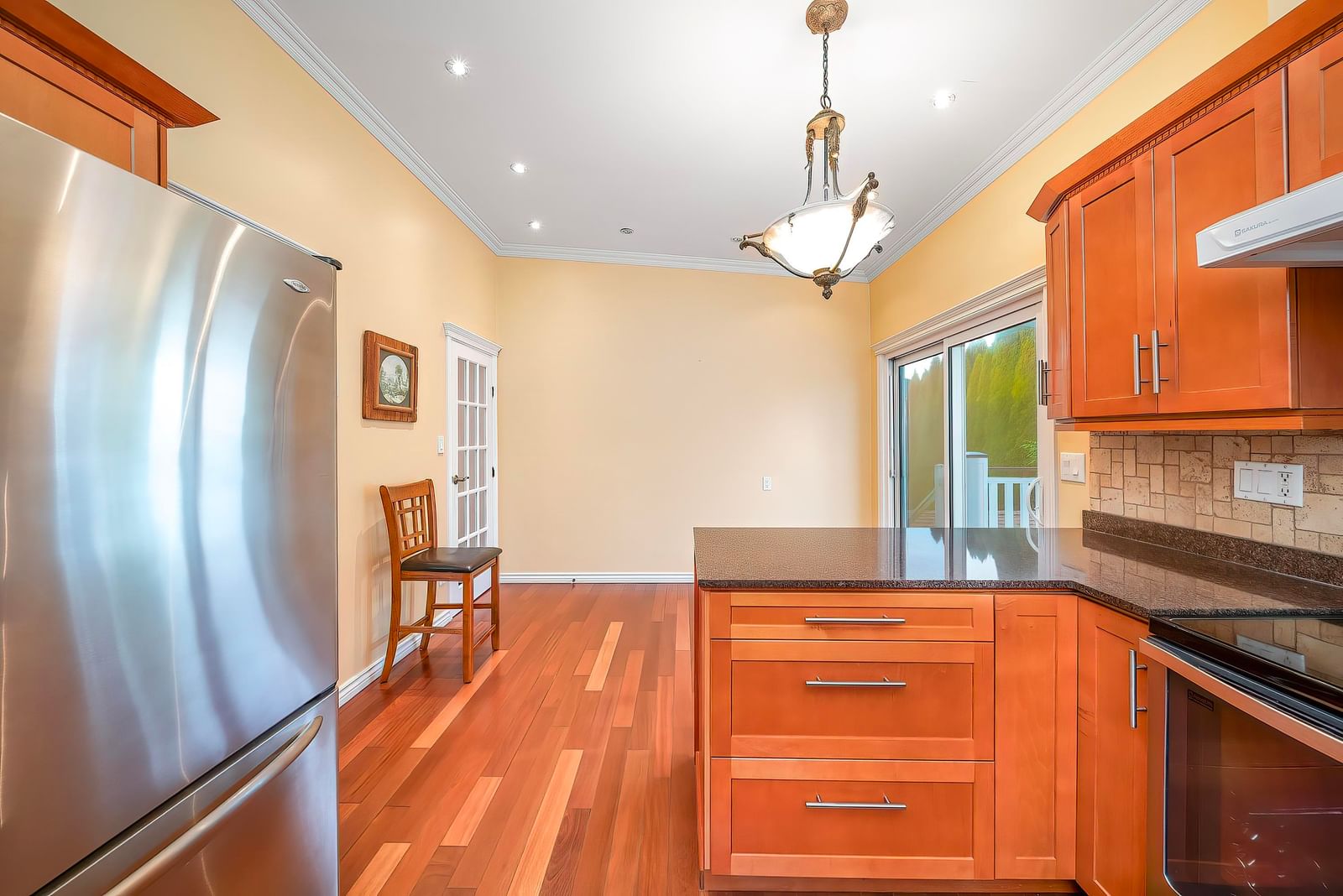Listing Image 13