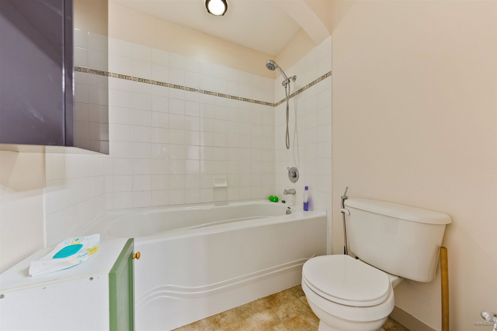 Listing Image 18