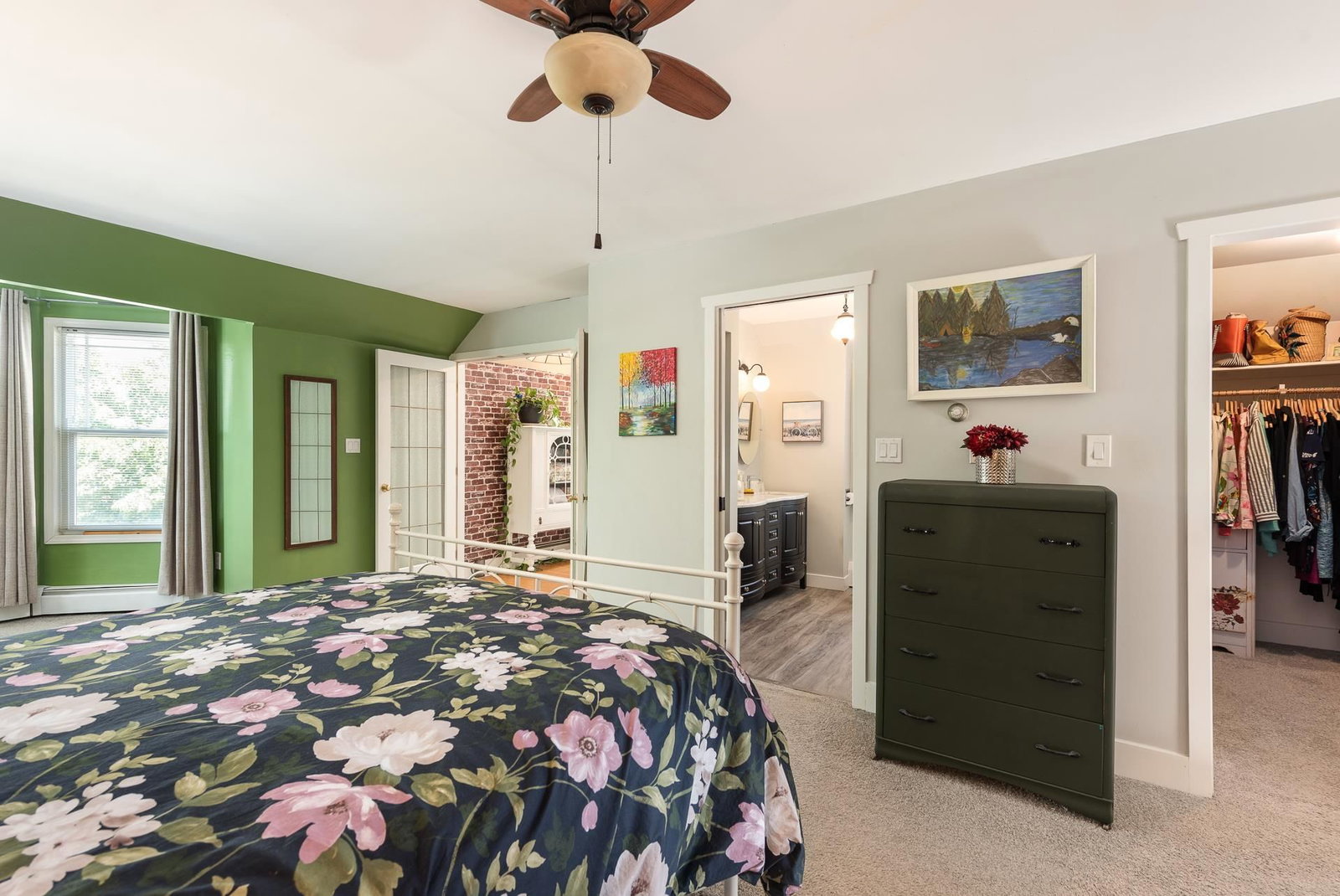 Listing Image 15